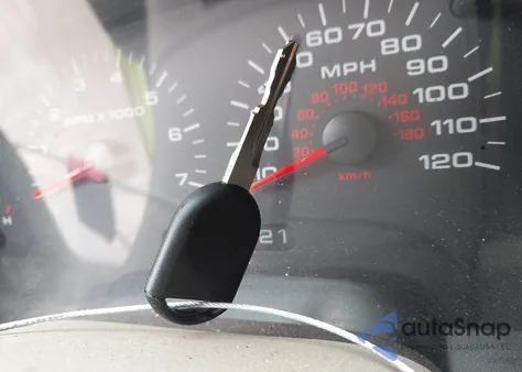 2006 Ford F-150 Xlt from USA, damaged, VIN 1FTRW12W56KB76066